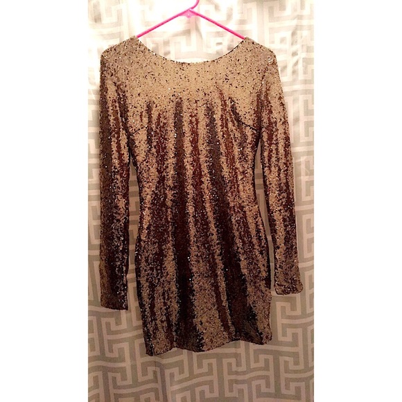 Gold Sequin Party Dress. Low back. NEVER WORN!