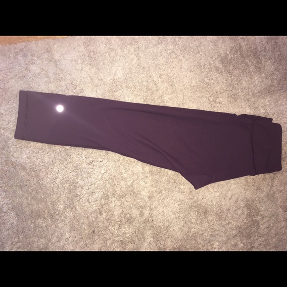 Lululemon cropped leggings!