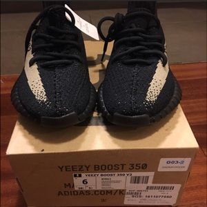 Yeezy Ultra Boost v2