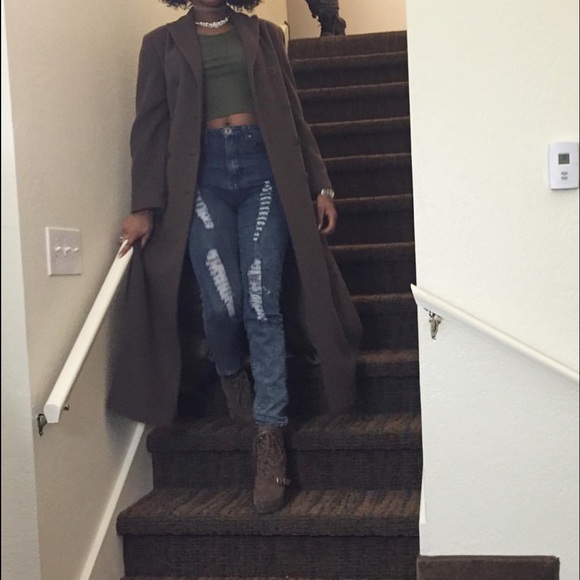 *NEGOTIABLE* Long taupe Calvin Klein trench coat