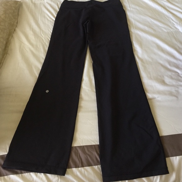 Lululemon yoga pants brand new