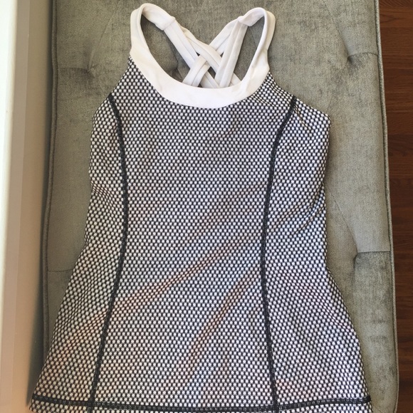 Lululemon scoop neck strappy back top