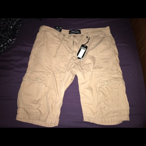 Nwt chapel creed cargo shorts size 40