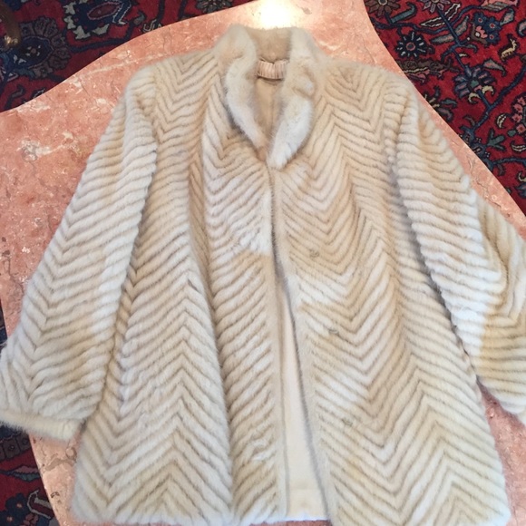 Blonde saga mink size S/M - Picture 2 of 4