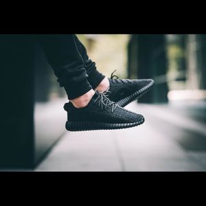 Yeezy Boost 350 Pirates