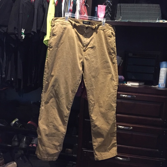 Price reduced!Men's American Eagle khakis sz40x30