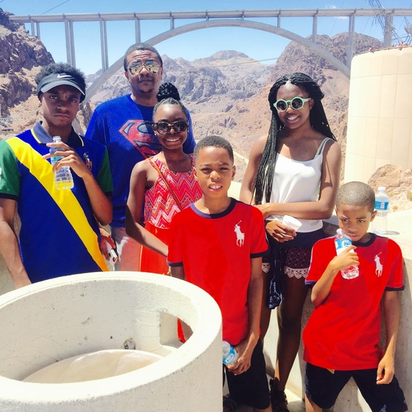 Meet your Posher, Jay - Picture 3 of 3