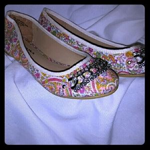 Arizona Finley Paisley Flats