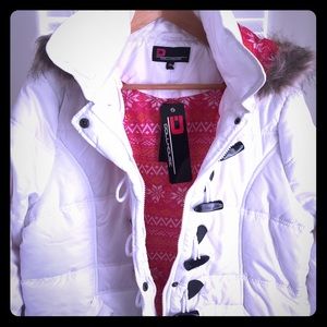 Juniors 2X faux fur puffer coat