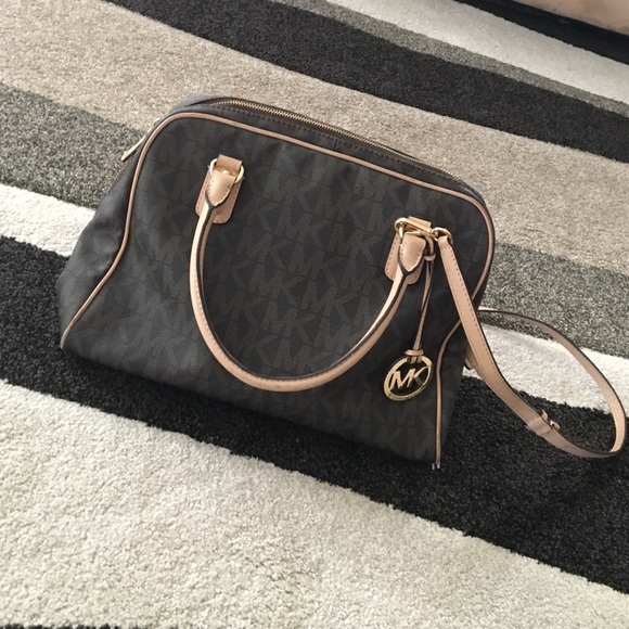Michael Kors tote
