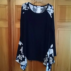 Oddy black & white tunic