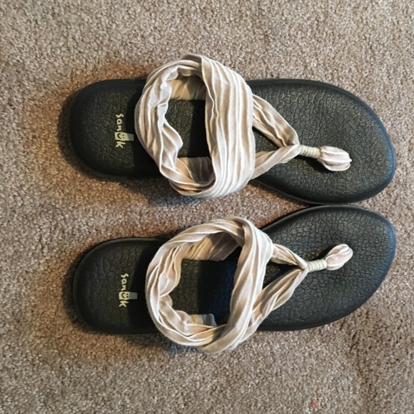 Sanuk's