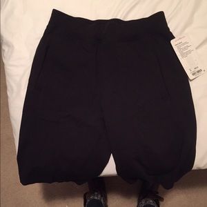 Lulu Lemon. BRAND NEW