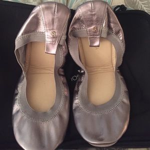 Pewter Yosi Samra flats