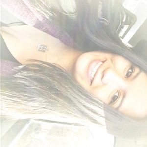 Meet your Posher, Hillary