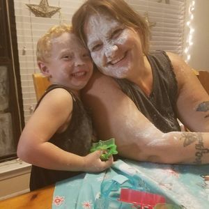 Meet your Posher, Carrie