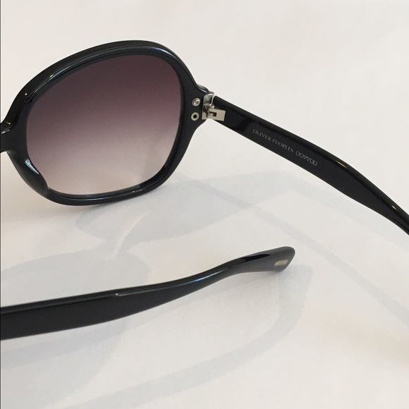 Oliver Peoples Leyla in Black