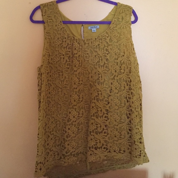 Lucky Brand mustard tank