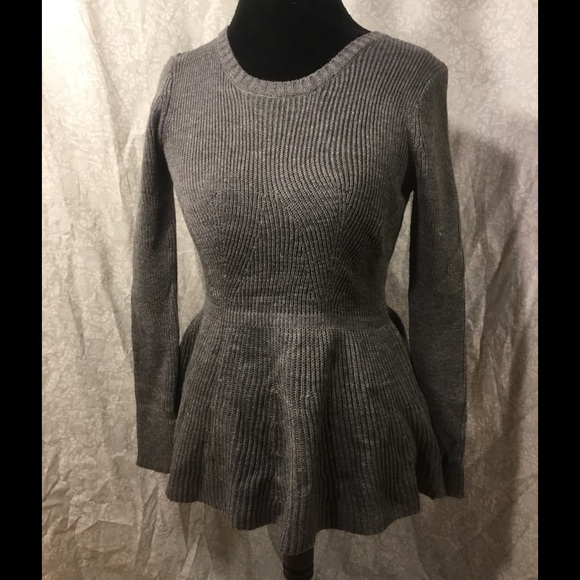 Mak Collection Sweater (Large)