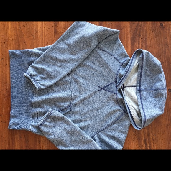 Patagonia fleecey pullover