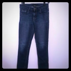 Levi Mid Rise Skinny Jean