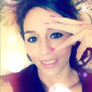 Meet your Posher, Lisa