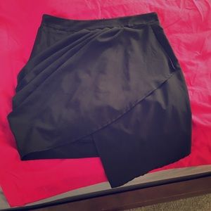 Asymmetrical skirt