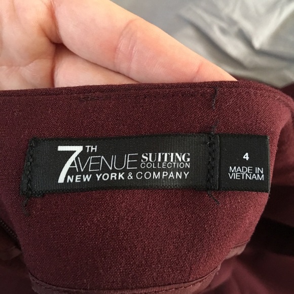 NY&Co cranberry midi skirt - Picture 3 of 4