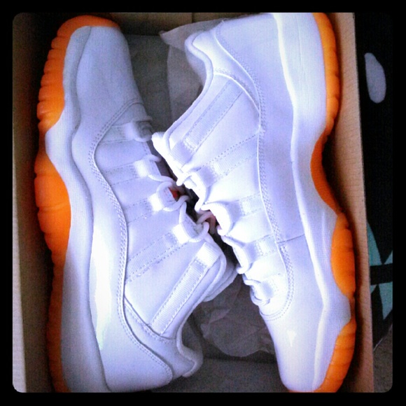 Limited edition citrus Jordan 11's