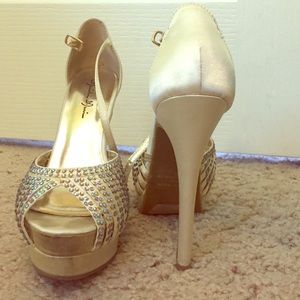 5" champagne heels