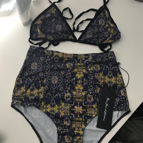 For Love and Lemons Geneva set in blue. Size small