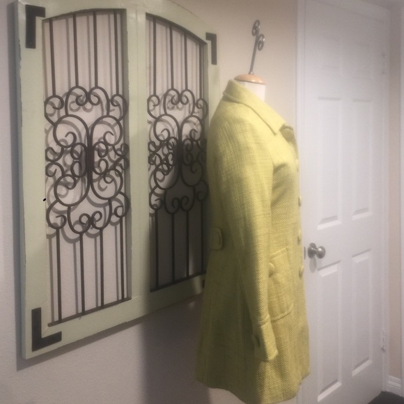 Blazer - Picture 2 of 4