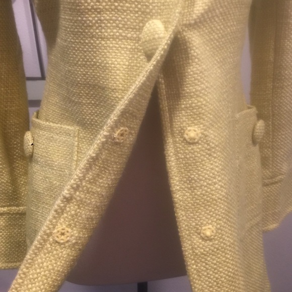 Blazer - Picture 4 of 4