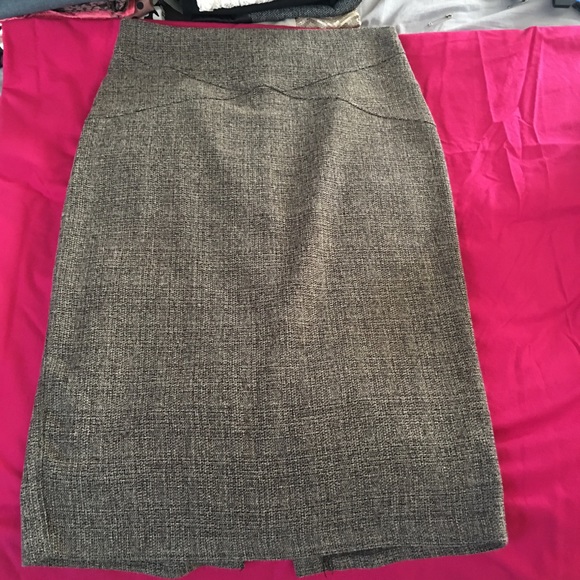 Pencil skirt - EUC