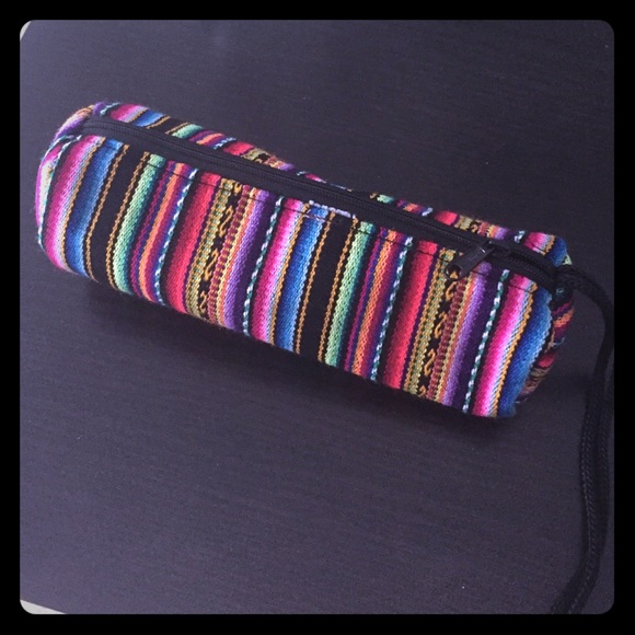 Beautiful UNIQUE Cosmetic Bag - Picture 1 of 4