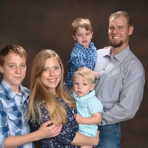 Meet your Posher, Leslie