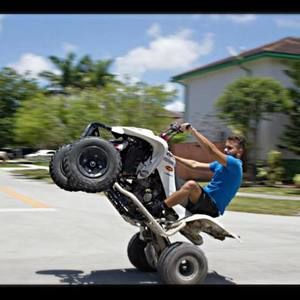 Meet your Posher, Dustin