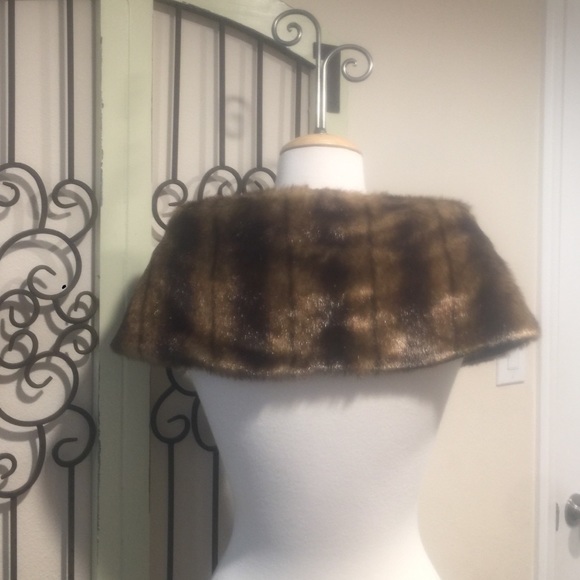 Faux fur collar - Picture 3 of 4