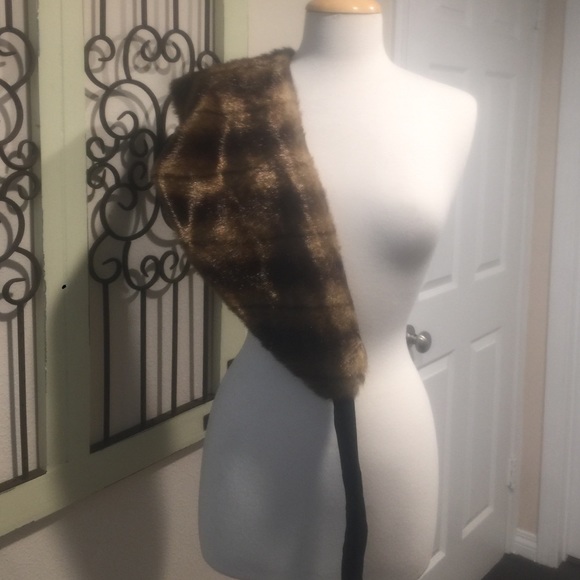 Faux fur collar - Picture 4 of 4