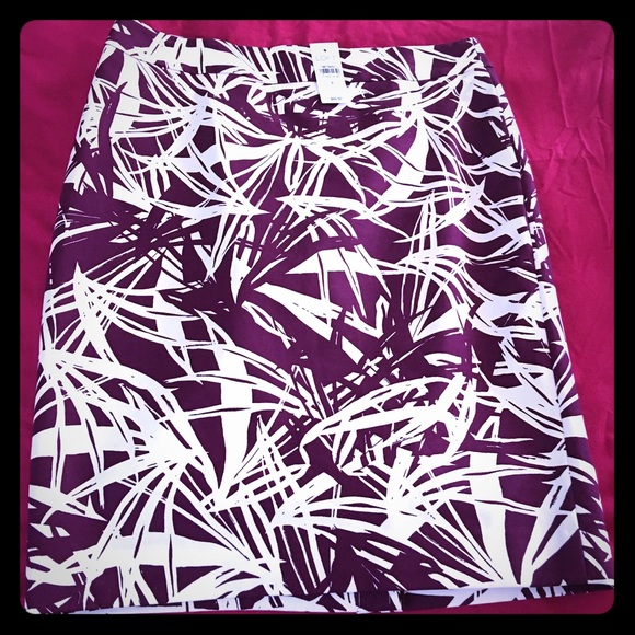 Gorgeous purple and white pencil skirt