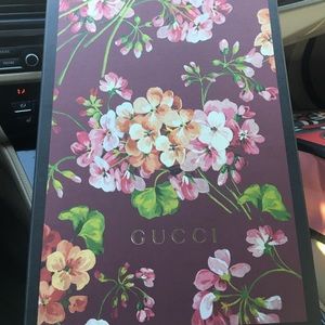 Gucci Shoes - Gucci Be. Ebony M/Dry Rose size 38+ Gucci Shoes - Gucci Be. Ebony M/Dry Rose size 38+