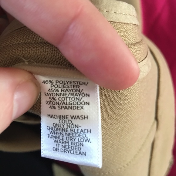 Beautiful camel colored pencil skirt - Picture 4 of 4