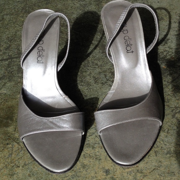Formal, party Pewter silver heels, leather. - Picture 3 of 5