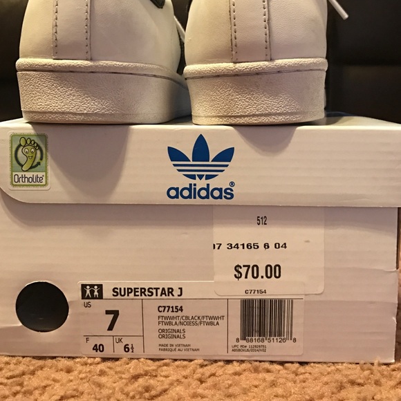 Adidas Superstars - Picture 4 of 4