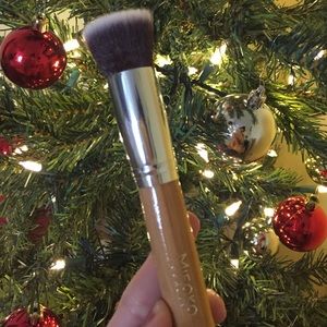 Mieoko foundation brush