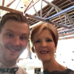 Meet your Posher, Debbie