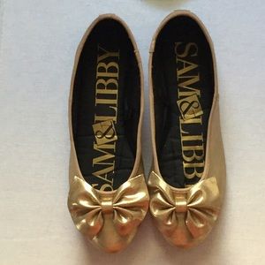sam and libby chelsea bow flats