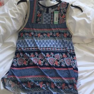 Brand new tank top! Super soft! Beautiful pattern