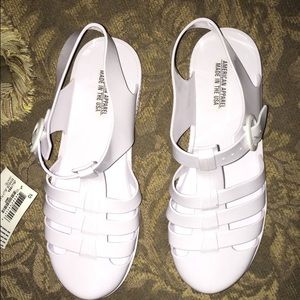 NWT JUJU American Apparel jelly sandals