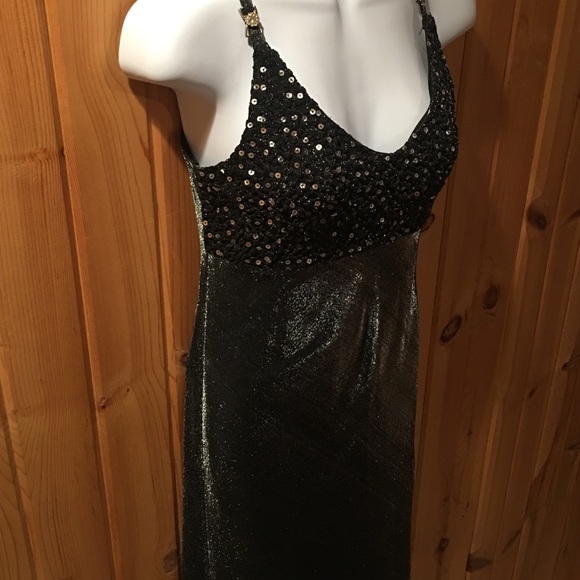 NWOT shimmer silver 5/6 elegant long dress crystal - Picture 3 of 6